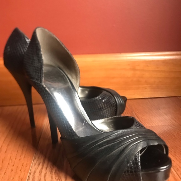 Guess heels - Picture 3 of 5